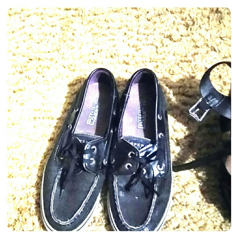Black Sperry's